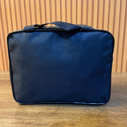 BOLSA PORTA BIBLIA MEDALHA SÃO BENTO 20X25 (1 UNIDADE)