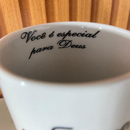 CANECA DE PORCELANA MORREU POR NOS AMAR (1 UNIDADE)