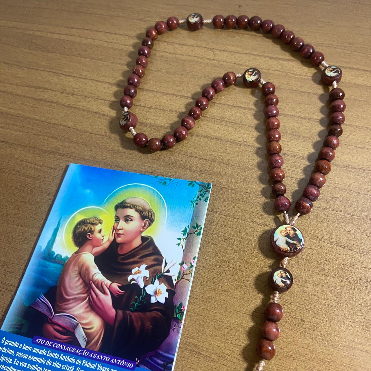 TERÇO DE MADEIRA SANTO ANTÔNIO 7 MEDALHAS 08MM (3 UNIDADES)