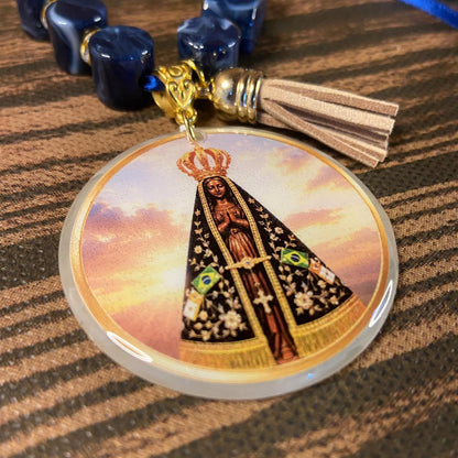 DEZENA PEDRARIAS MEDALHÃO RESINADO NOSSA SENHORA APARECIDA 12MM (1 UNIDADE)
