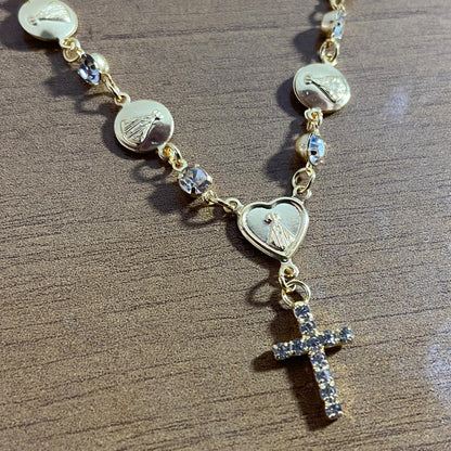 PULSEIRA DOURADA MEDALHAS DECORADAS NOSSA SENHORA APARECIDA COM STRASS  (3 UNIDADES)