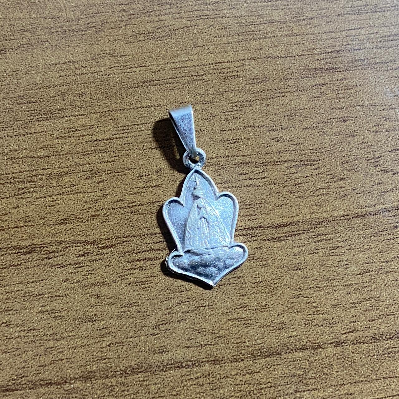 PINGENTE PRATEADA NOSSA SENHORA APARECIDA (6 UNIDADES)