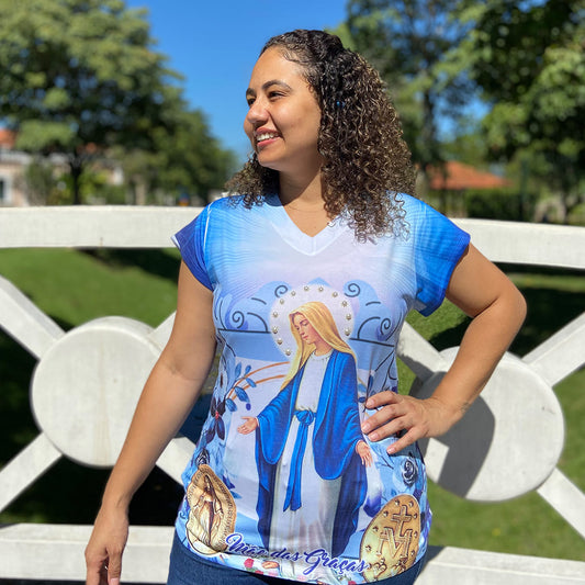CAMISETA RELIGIOSA NOSSA SENHORA DAS GRAÇAS MEDALHA MILAGROSA AZUL TAMANHO:M (1 UNIDADE)
