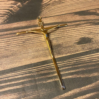 CRUCIFIXO DE PAREDE METAL DOURADO (01 UNIDADE)