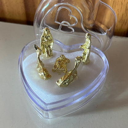 MINI PRESÉPIO ACRÍLICO CORAÇÃO DOURADO 03CM (1 UNIDADE)