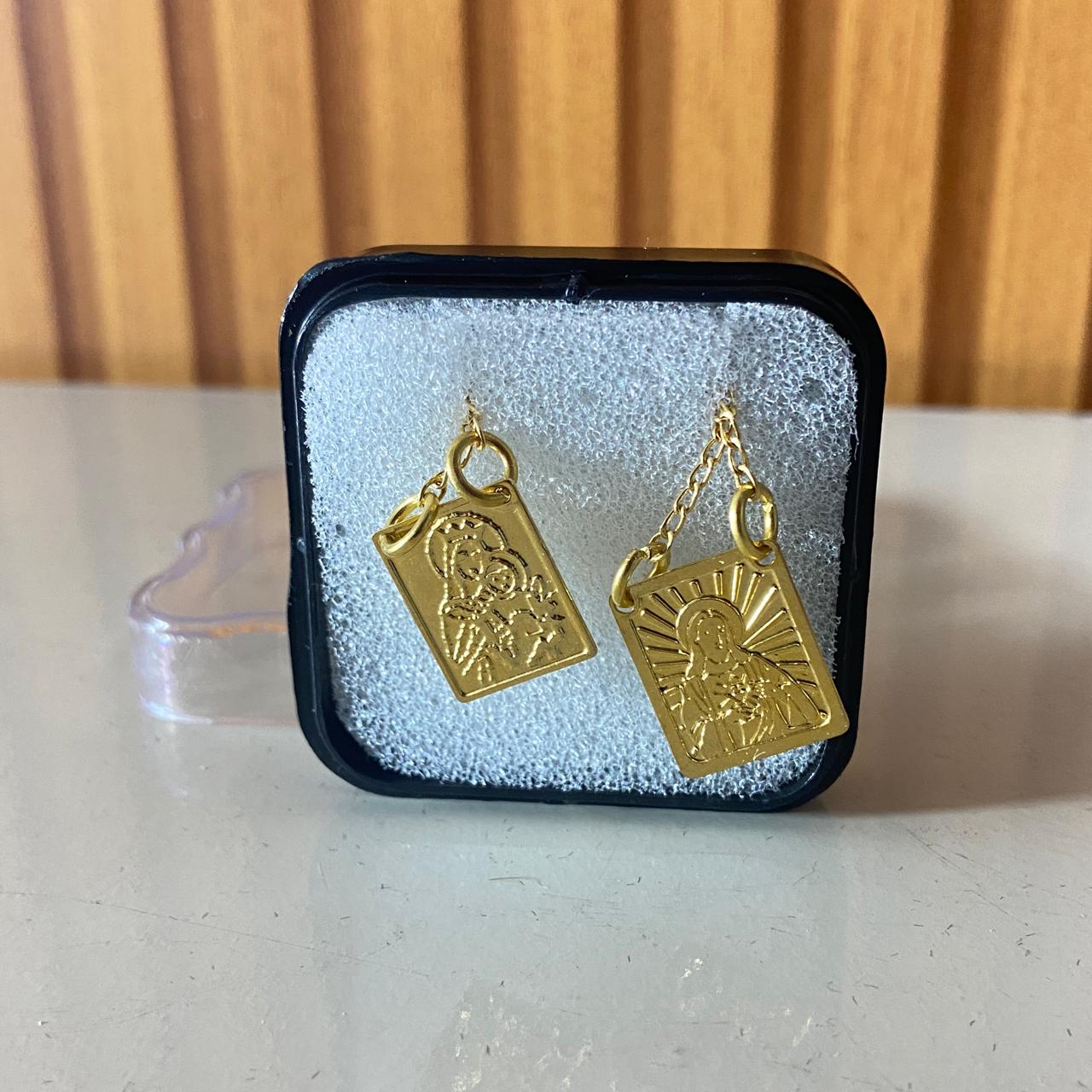 ESCAPULÁRIO DOURADO SAGRADO CORAÇÃO DE JESUS E NOSSA SENHORA DO CARMO MOD2  (6 UNIDADES)