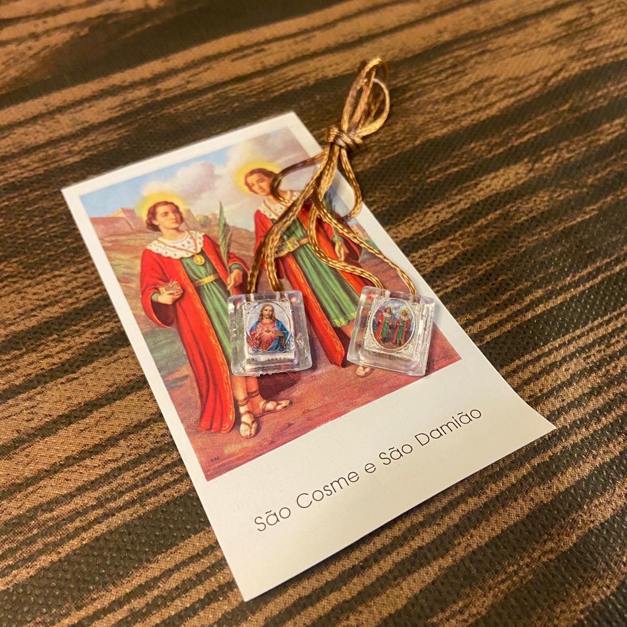 ESCAPULÁRIO CORDINHA SAGRADO CORAÇÃO DE JESUS E COSME E DAMIÃO (12 UNIDADES)