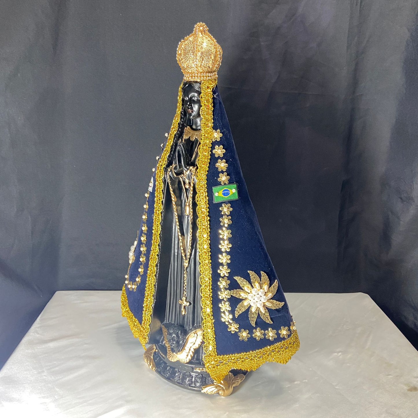 IMAGEM DE GESSO NOSSA SENHORA APARECIDA COM MANTO  45CM  (1 UNIDADE)