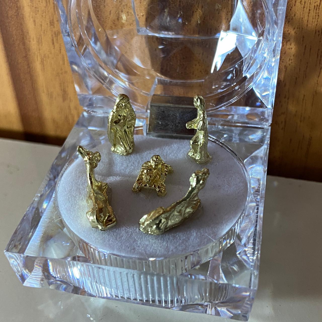 MINI PRESÉPIO ACRÍLICO NA CAIXINHA 04CM (1 UNIDADE)