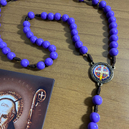 TERÇO PÉROLA ROXA CAMPISTA MEDALHA SÃO BENTO 10MM (1 UNIDADE)