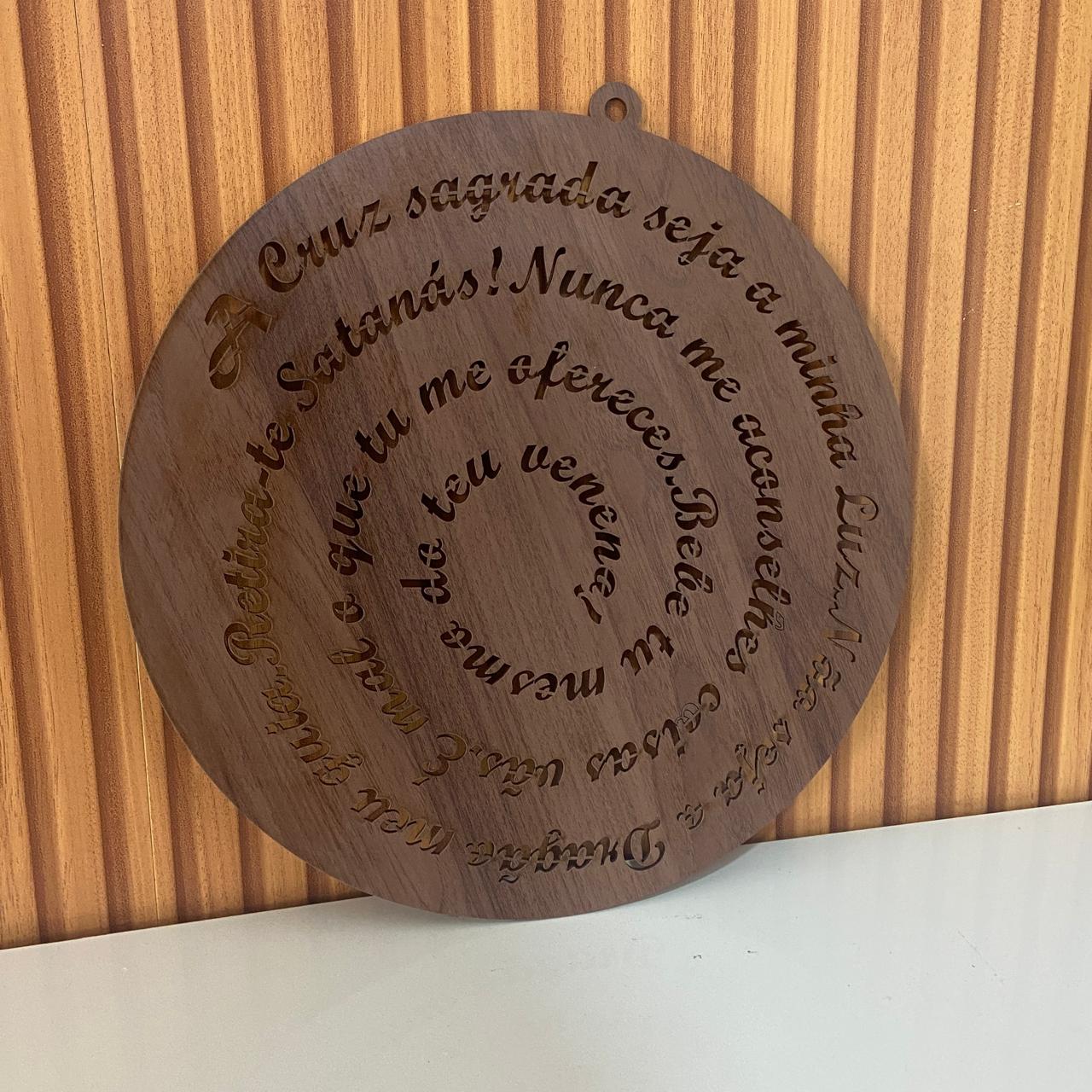 MANDALA MDF TABACO ORAÇÃO DE SÃO BENTO 30CM (1 UNIDADE)