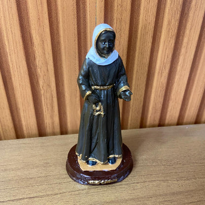 IMAGEM DE RESINA NACIONAL NHA CHICA 13CM (1 UNIDADE)