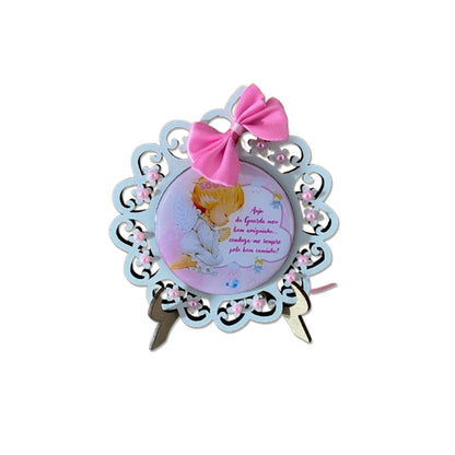 MEDALHÃO DE BERÇO ANJINHO ROSA COM ORAÇÃO (1 UNIDADE)