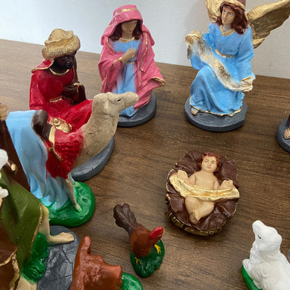PRESÉPIO DE GESSO COLORIDO 16 PEÇAS 20CM (1 UNIDADE)