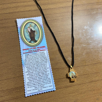 CORDÃO COM CRUZ RESINADA NOSSA SENHORA DO CARMO (1 UNIDADES)