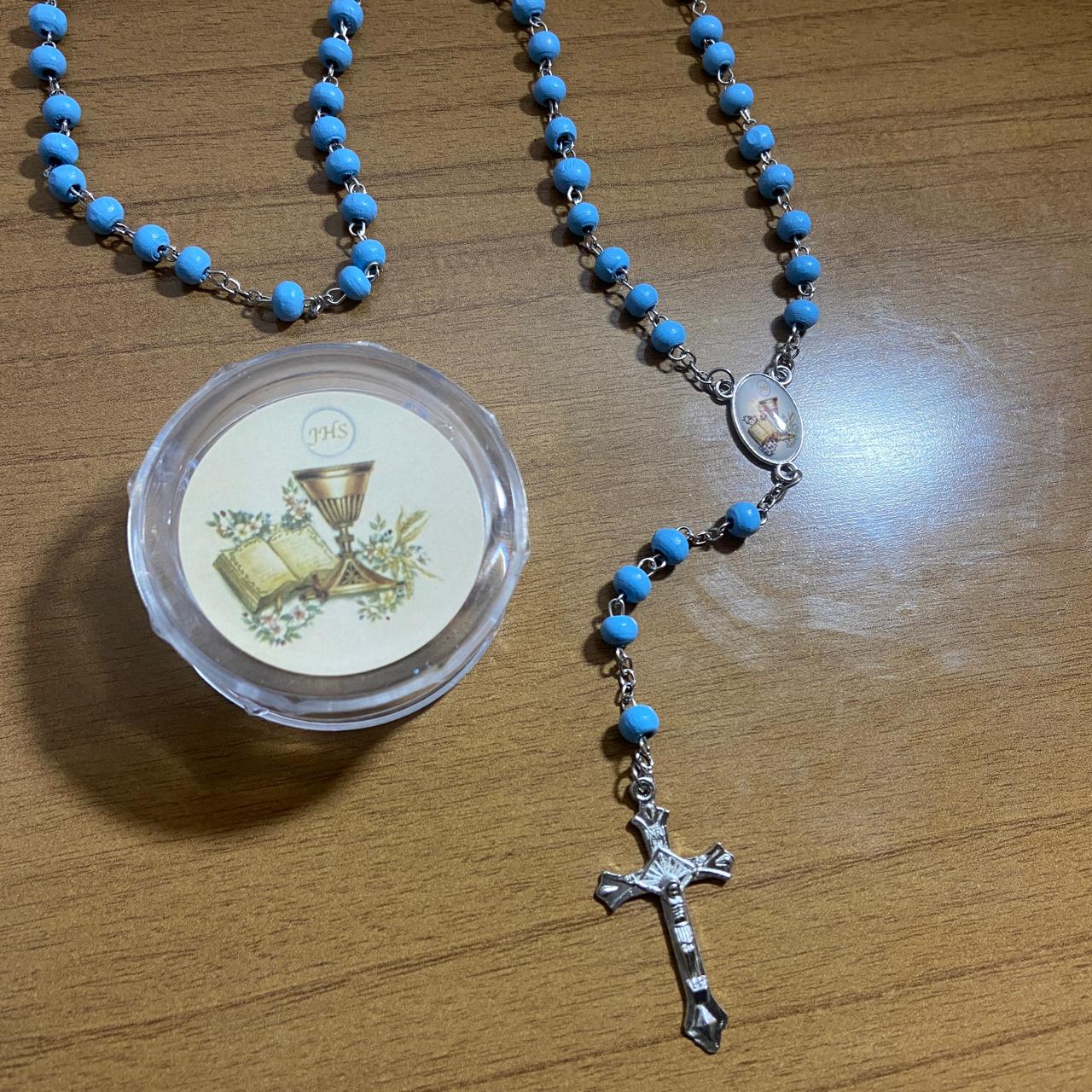 TERÇO DE MADEIRA AZUL EUCARISTIA 06MM (6 UNIDADES)