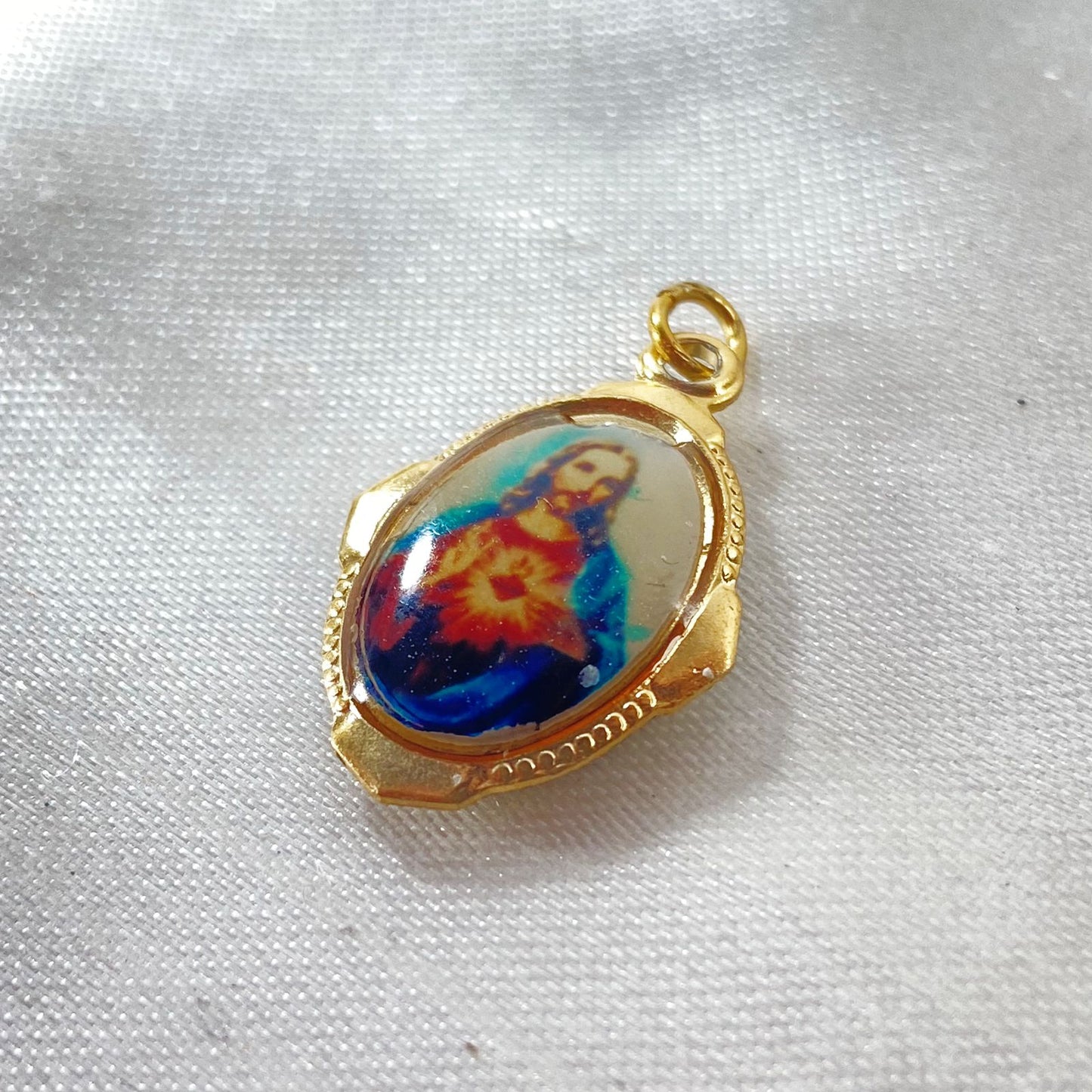 MEDALHA ALUMÍNIO NOSSA SENHORA DO CARMO E SAGRADO CORAÇÃO DE JESUS (36 UNIDADES)