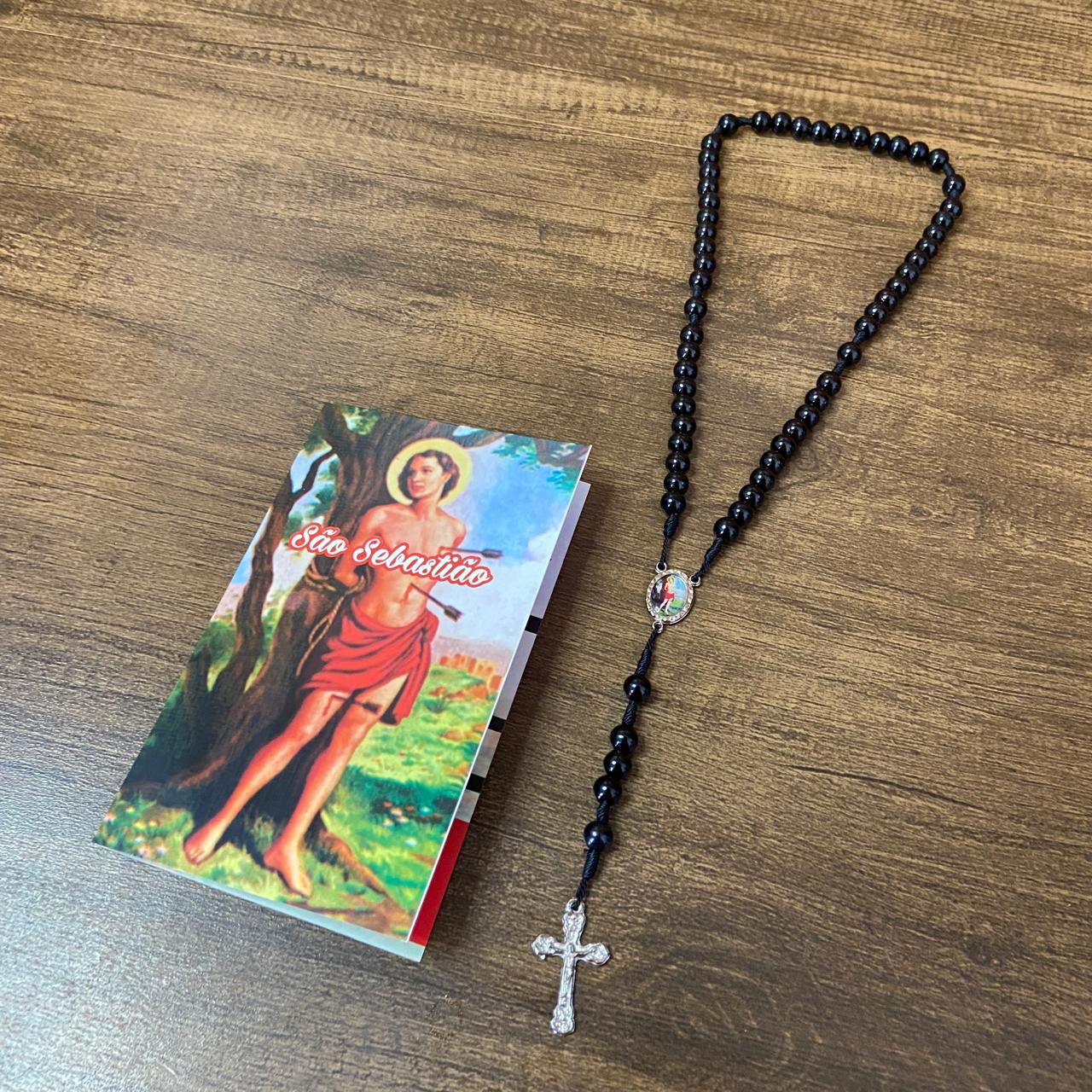 TERÇO PÉROLA PRETA SÃO SEBASTIÃO 8MM (1 UNIDADE)