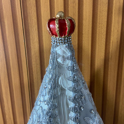 IMAGEM DE GESSO NOSSA SENHORA APARECIDA BRANCA MANTO PRATEADO COM STRASS 26,5CM (1 UNIDADE)
