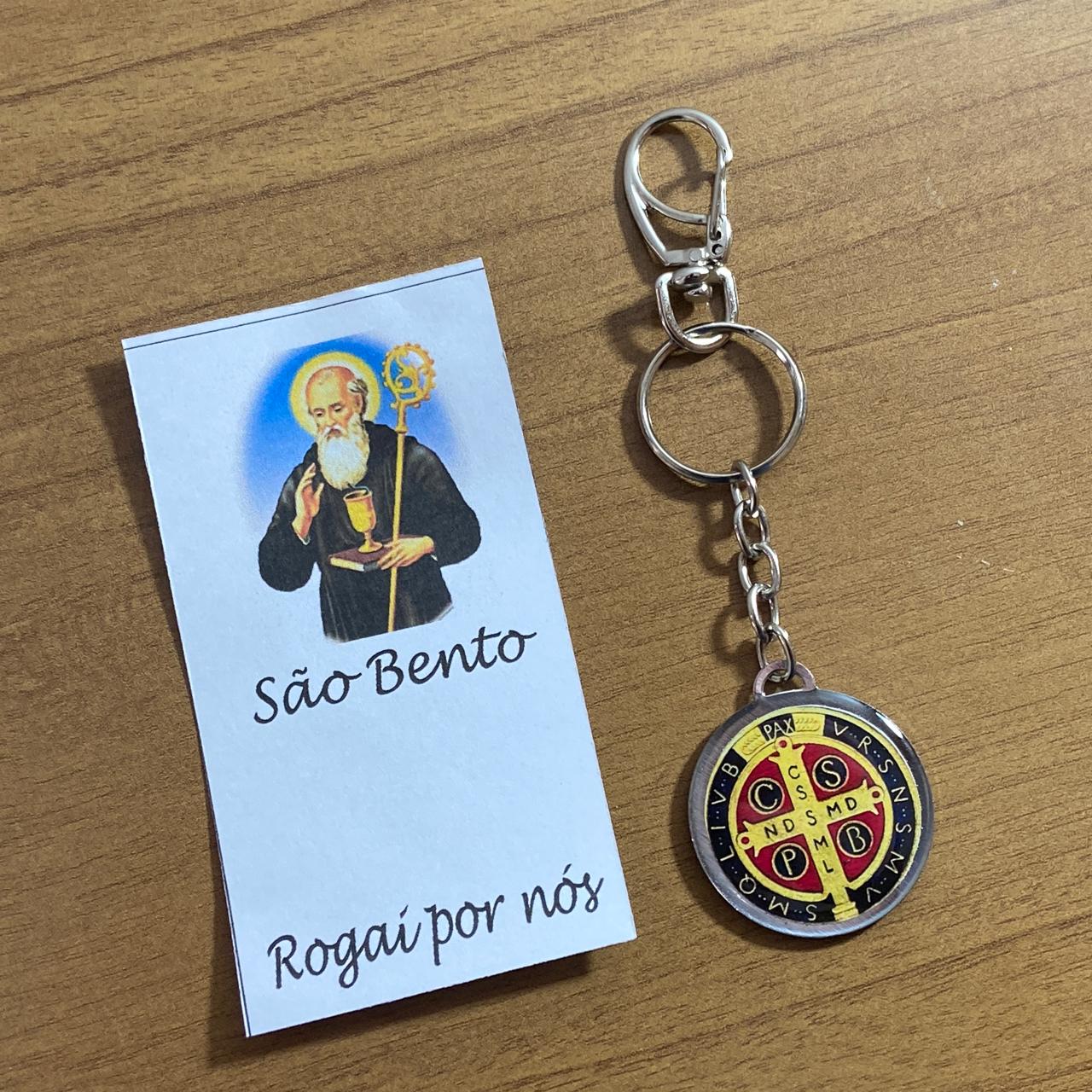 CHAVEIRO METAL DUPLA FACE COM MOSQUETE MEDALHA SÃO BENTO (6 UNIDADES)