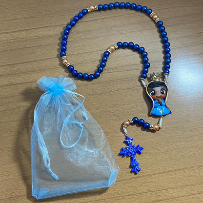 TERÇO PÉROLA AZUL NOSSA SENHORA APARECIDA DE BISCUIT (1 UNIDADE)