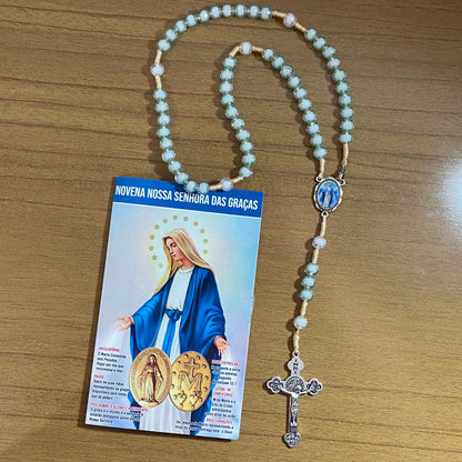 TERÇO ACRÍLICO AZUL COM FECHO NOSSA SENHORA DAS GRAÇAS 08MM (1 UNIDADE)