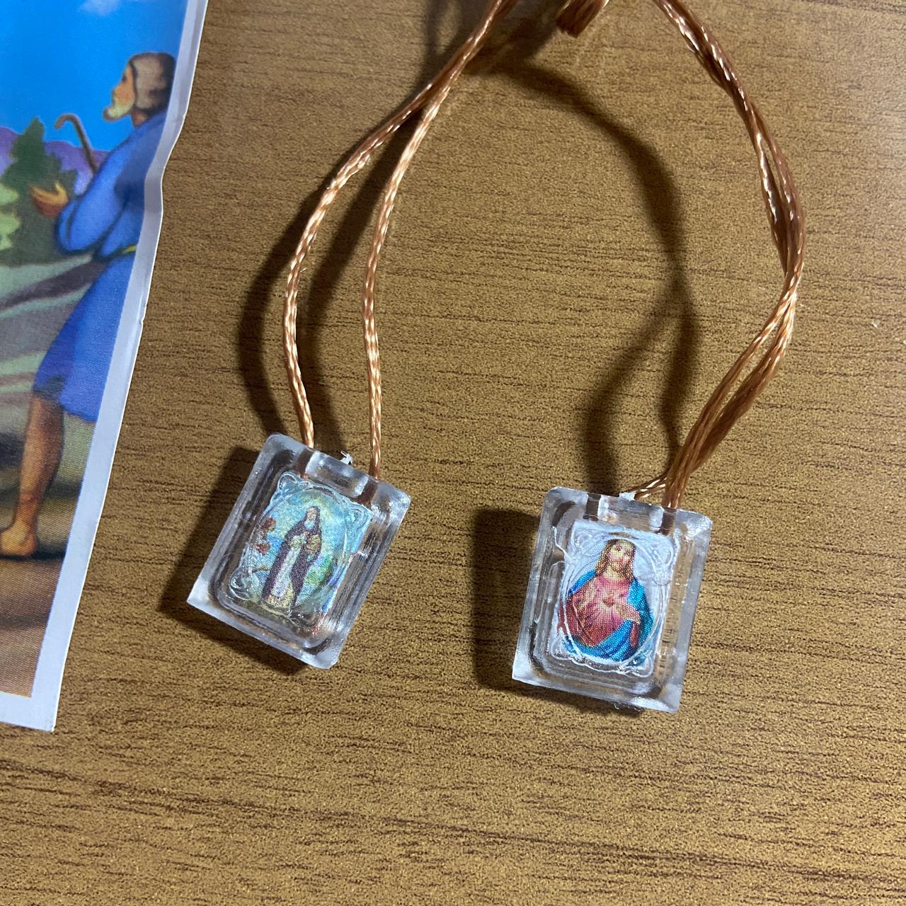 ESCAPULÁRIO CORDINHA SANTA EDWIGES E SAGRADO CORAÇÃO DE JESUS (12 UNIDADES)