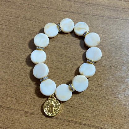 PULSEIRA PÉROLA MEDALHA DE SÃO BENTO 10MM MOD-5 (03 UNIDADES)
