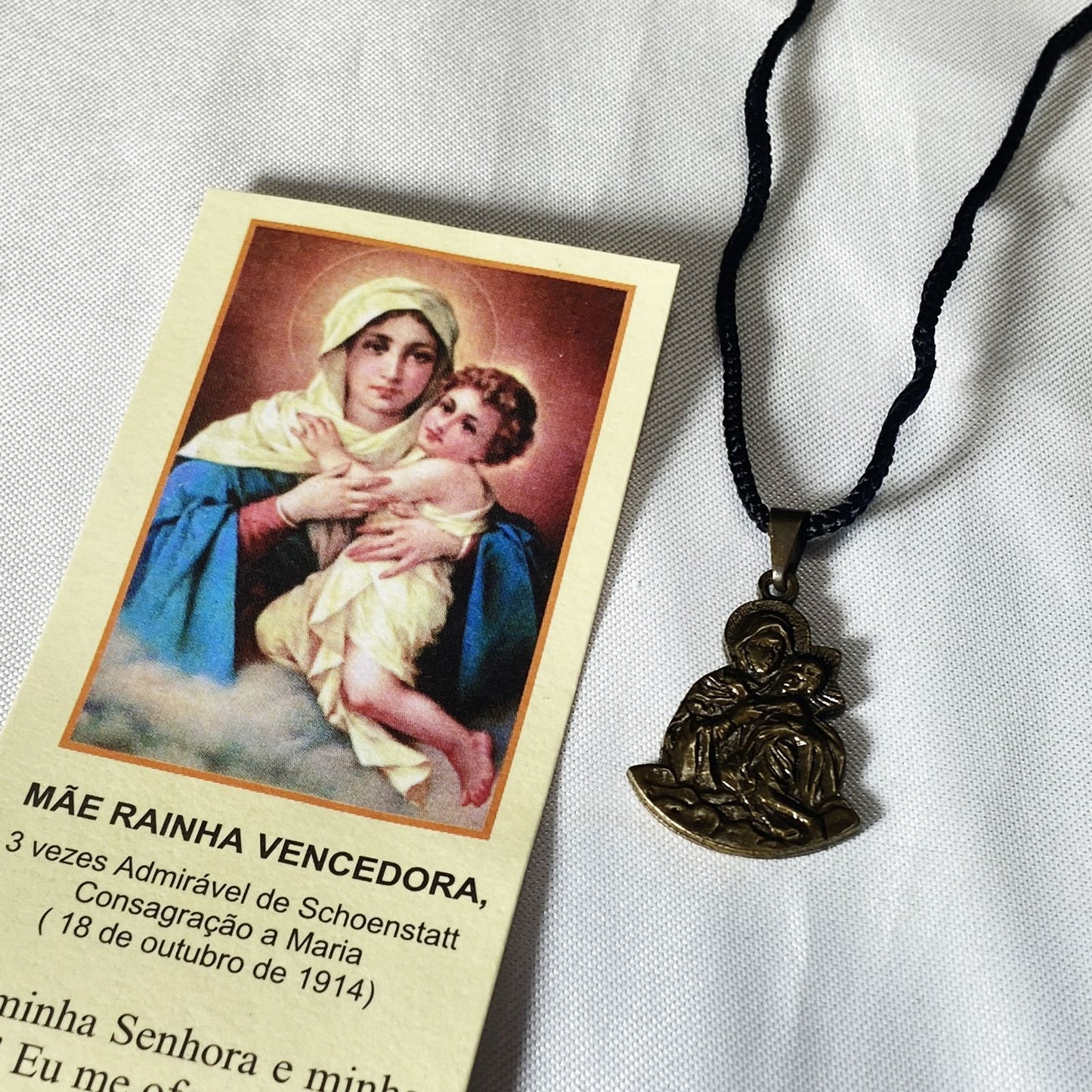 CORDÃO COM MEDALHA OURO VELHO MÃE RAINHA  (1 UNIDADES)