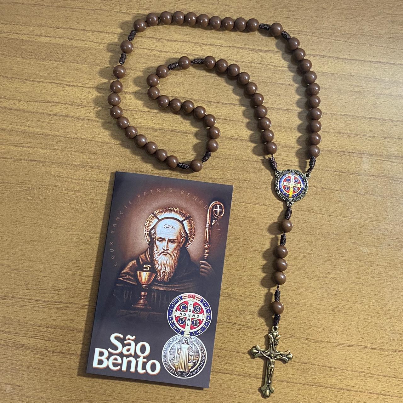 TERÇO PÉROLA MARROM CAMPISTA MEDALHA SÃO BENTO 10MM (1 UNIDADE)