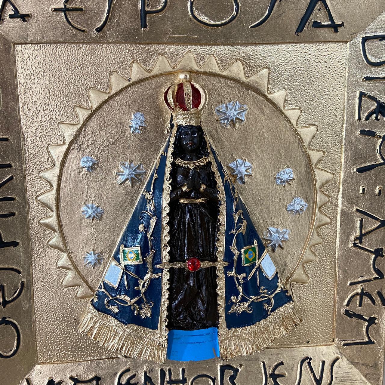 NICHO DE RESINA NACIONAL PAREDE NOSSA SEHORA APARECIDA 20X20CM (1 UNIDADE)