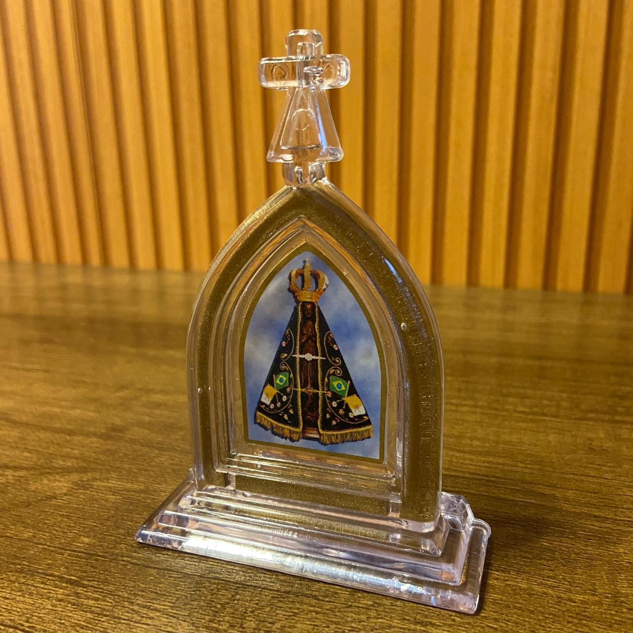 CAPELA ACRÍLICA P NOSSA SENHORA APARECIDA  12X8,5CM TRANSPARENTE (1 UNIDADE)