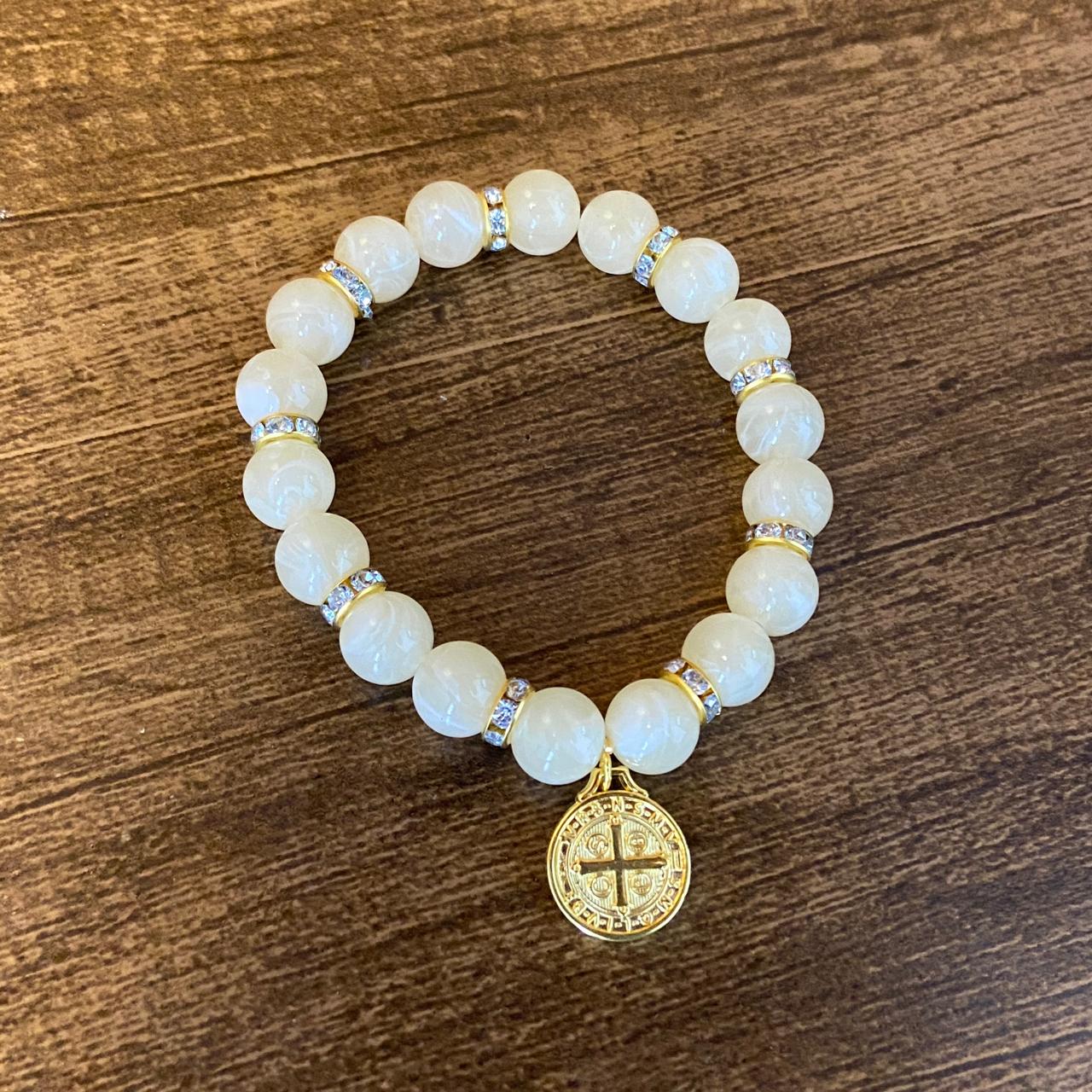 PULSEIRA PÉROLA MEDALHA DE SÃO BENTO 08MM MOD-5 (03 UNIDADES)