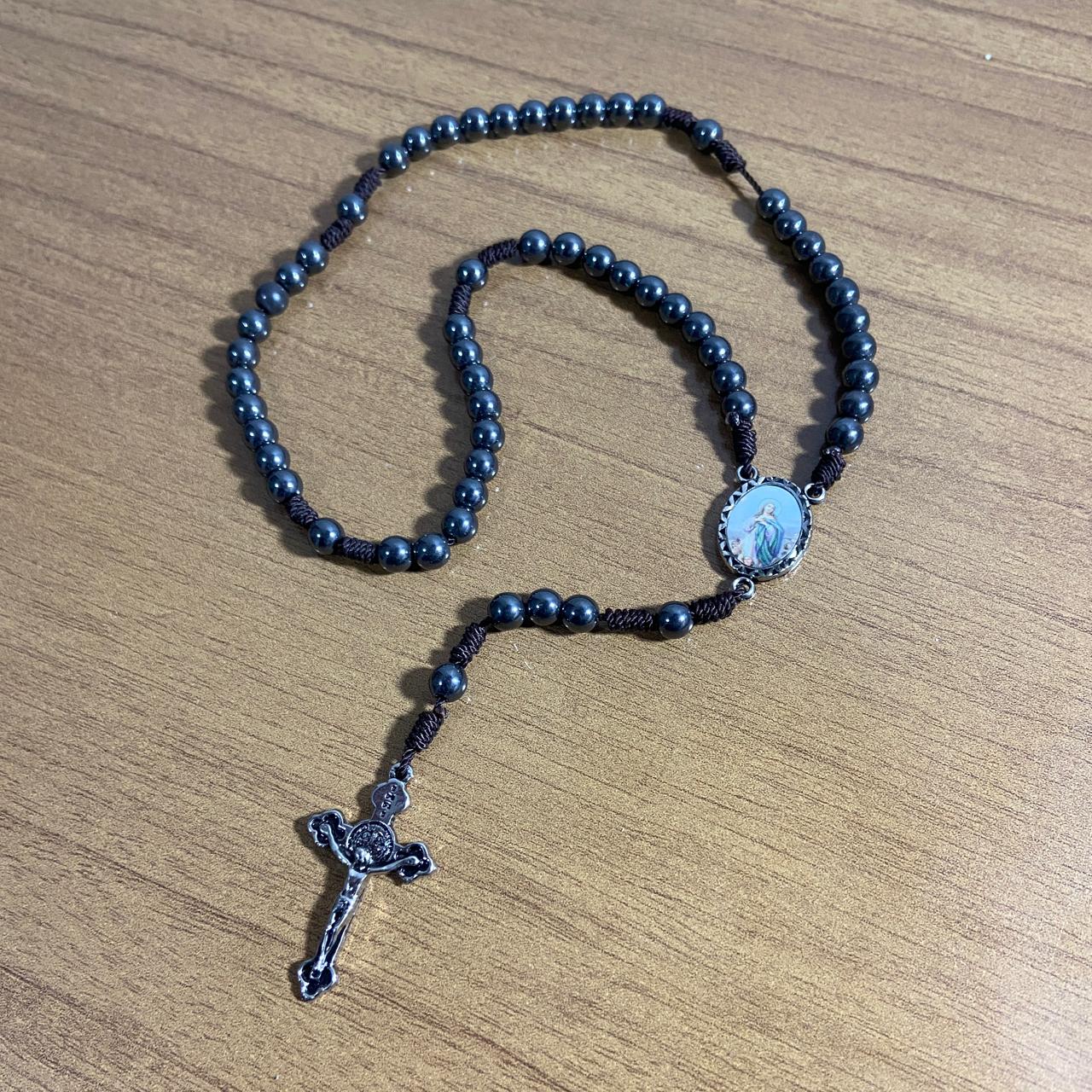 TERÇO DE HEMATITA NOSSA SENHORA DA IMACULADA CONCEIÇÃO 6MM (3 UNIDADES)