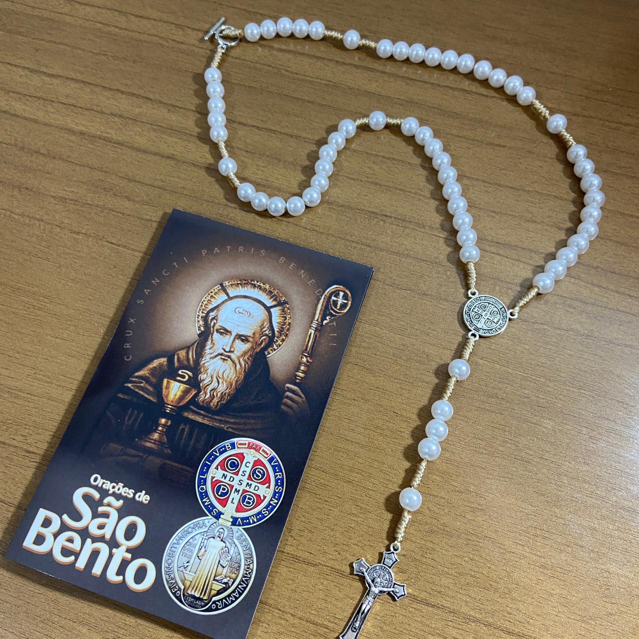TERÇO PÉROLA MEDALHA SÃO BENTO 08MM  ( 1 UNIDADES)