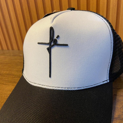 BONÉ FÉ BRANCO E PRETO  (1 UNIDADES)