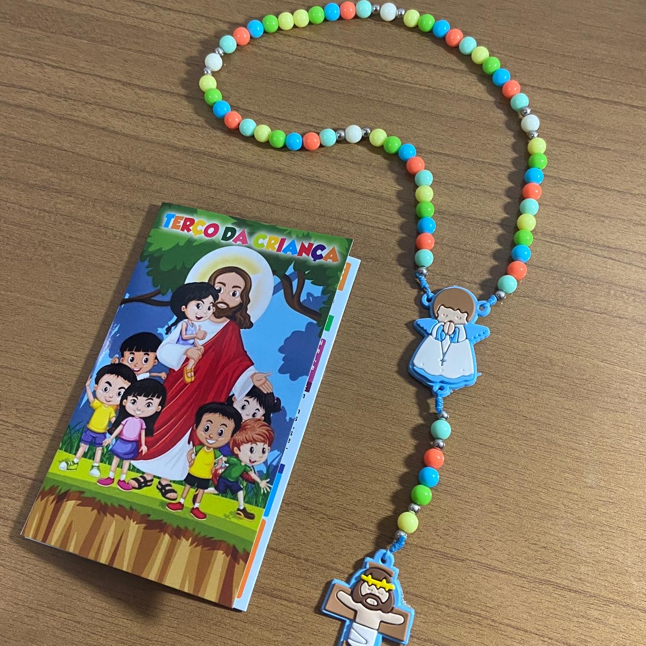 TERÇO DA CRIANÇA ANJO DA GUARDA AZUL CONTA COLORIDA 08MM (1 UNIDADE)