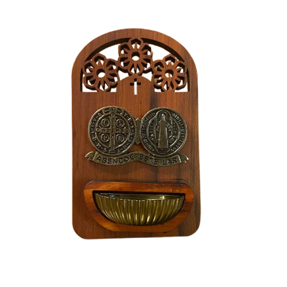 PORTA ÁGUA BENTA DE MADEIRA MEDALHA SÃO BENTO 16CM (1 UNIDADE)