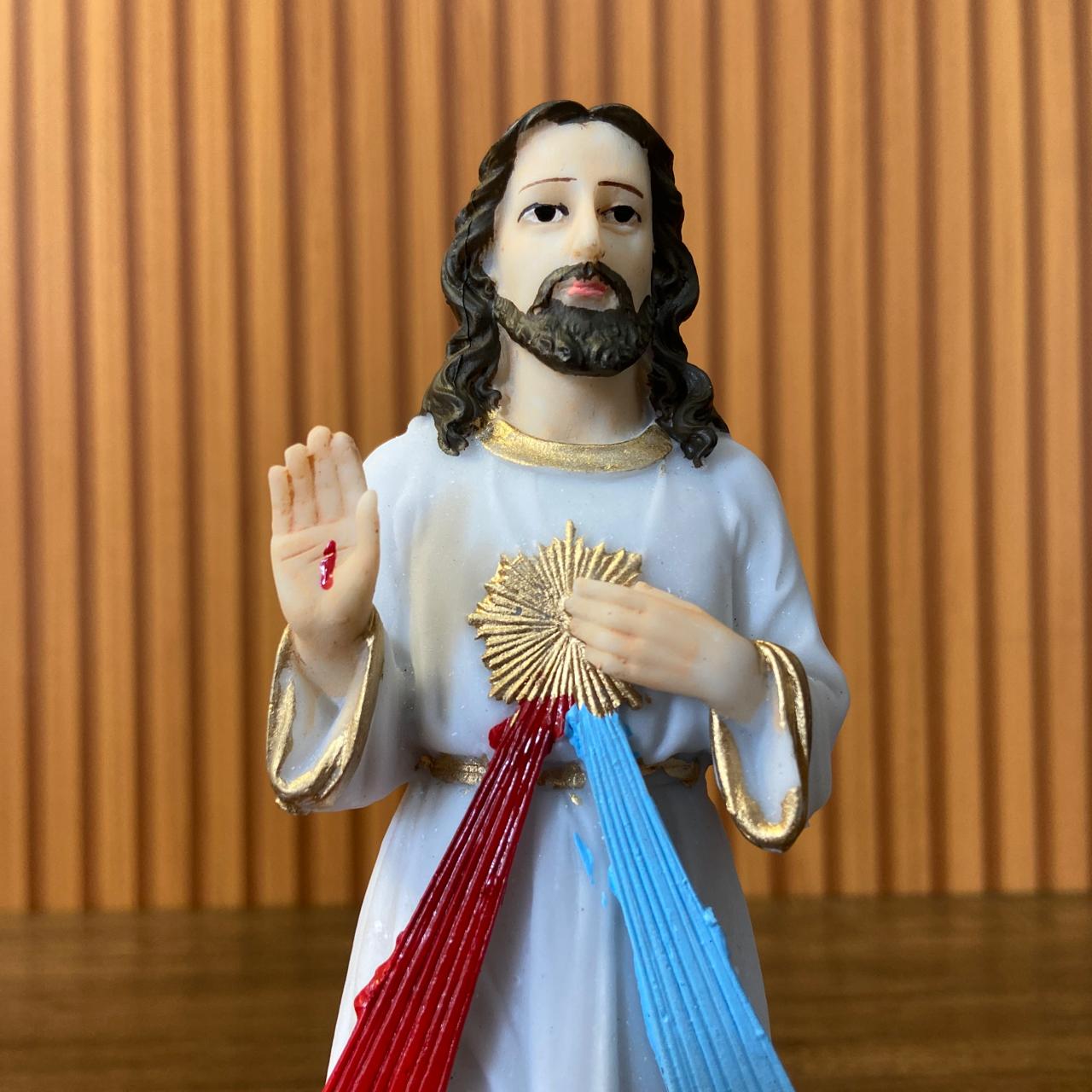 IMAGEM DE RESINA NACIONAL JESUS MISERICORDIOSO 20CM (1 UNIDADE)