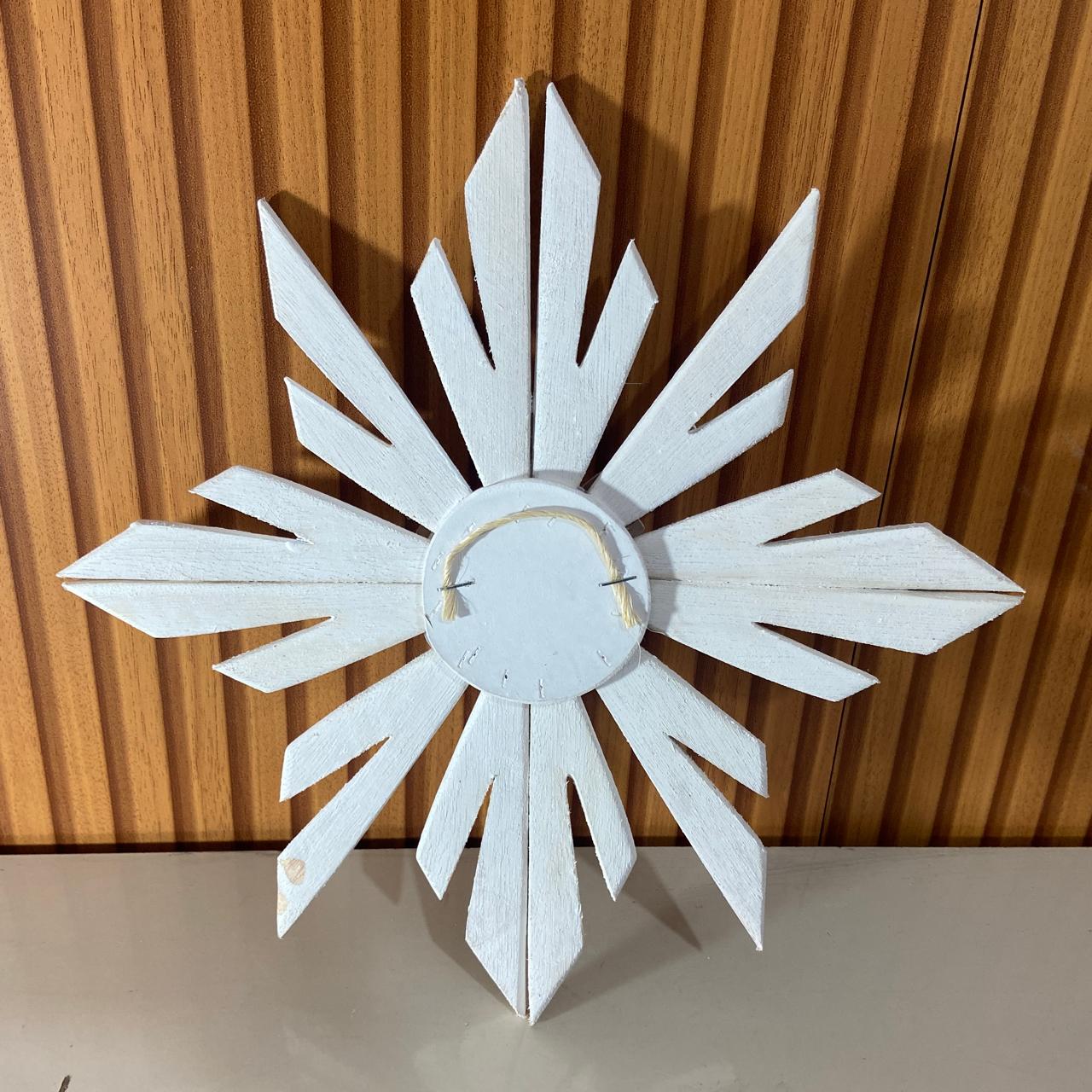 MANDALA MADEIRA BRANCA DIVINO ESPIRITO SANTO 33X33CM  (1 UNIDADE)