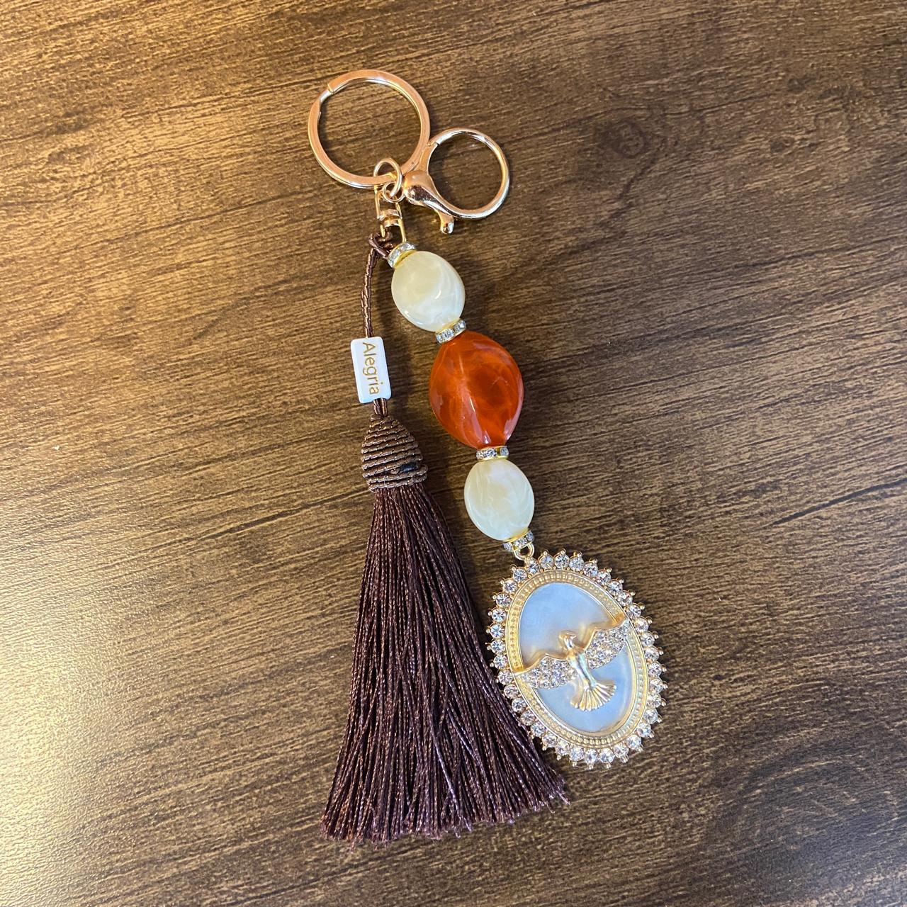 CHAVEIRO DE PEDRARIAS DIVINO ESPÍRITO SANTO COM STRASS MOD3 (1 UNIDADE)