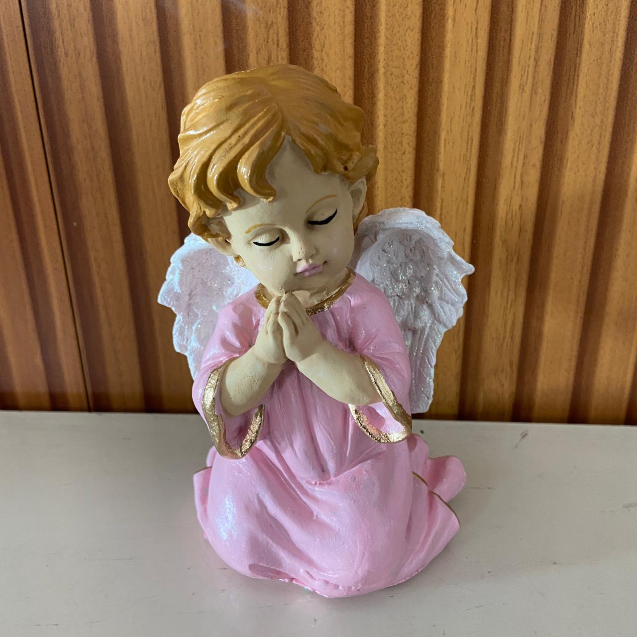 IMAGEM DE RESINA NACIONAL ANJINHO ROSA REZANDO 15CM (1 UNIDADE)