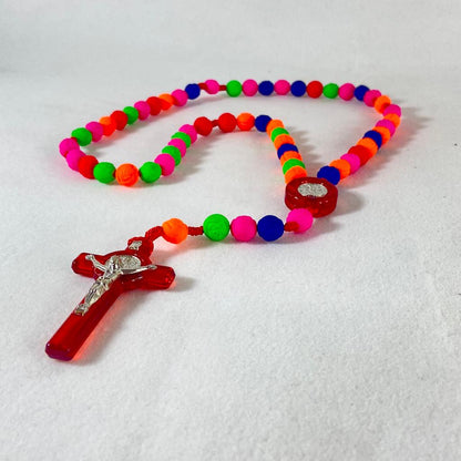 TERÇO CONTA DE ROSAS COLORIDAS 8MM (6 UNIDADES)