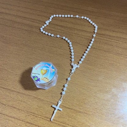 TERÇO PÉROLA NA CAIXINHA PRIMEIRA EUCARISTIA  (4 UNIDADES)