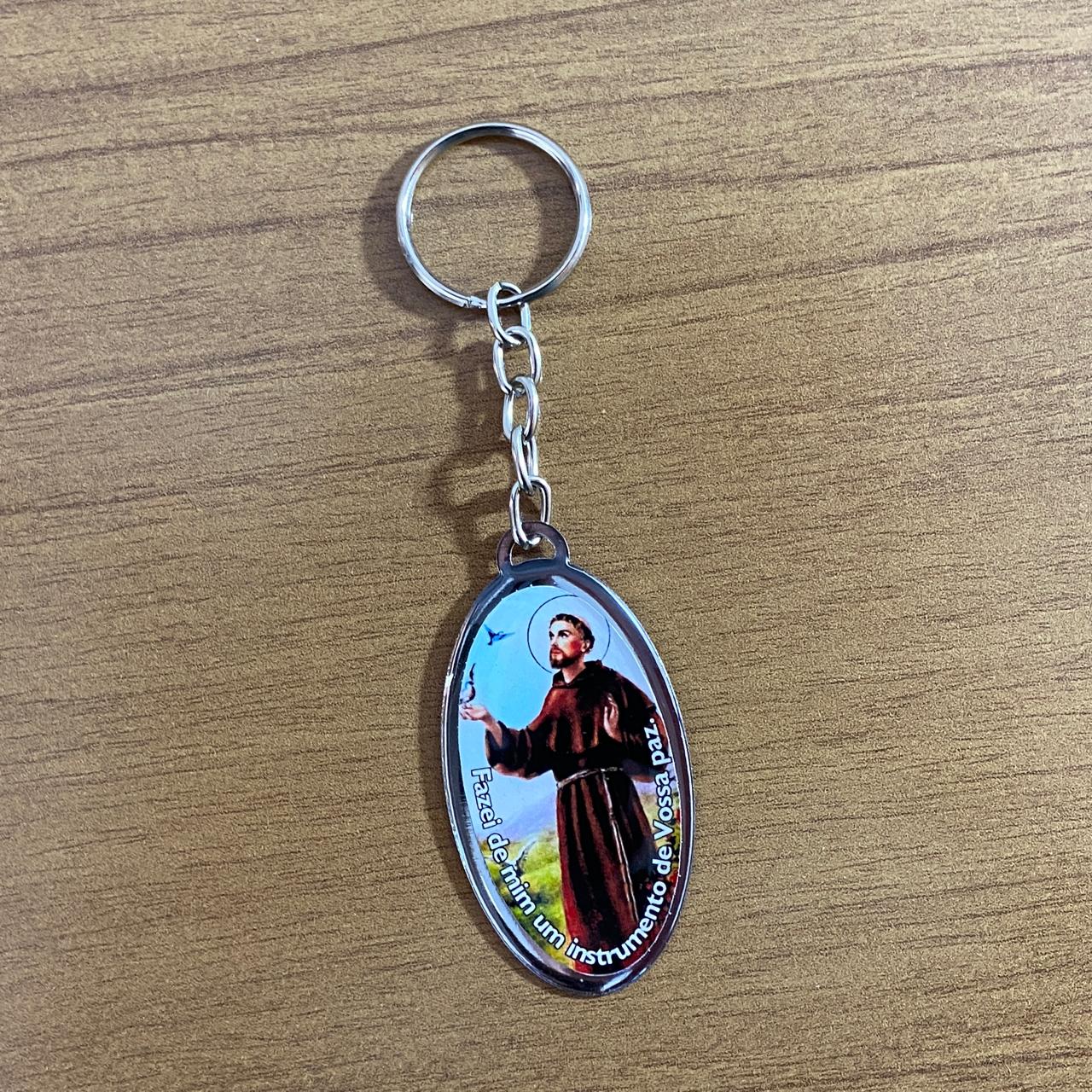 CHAVEIRO METAL OVAL RESINADO SÃO FRANCISCO DE ASSIS (6 UNIDADES)