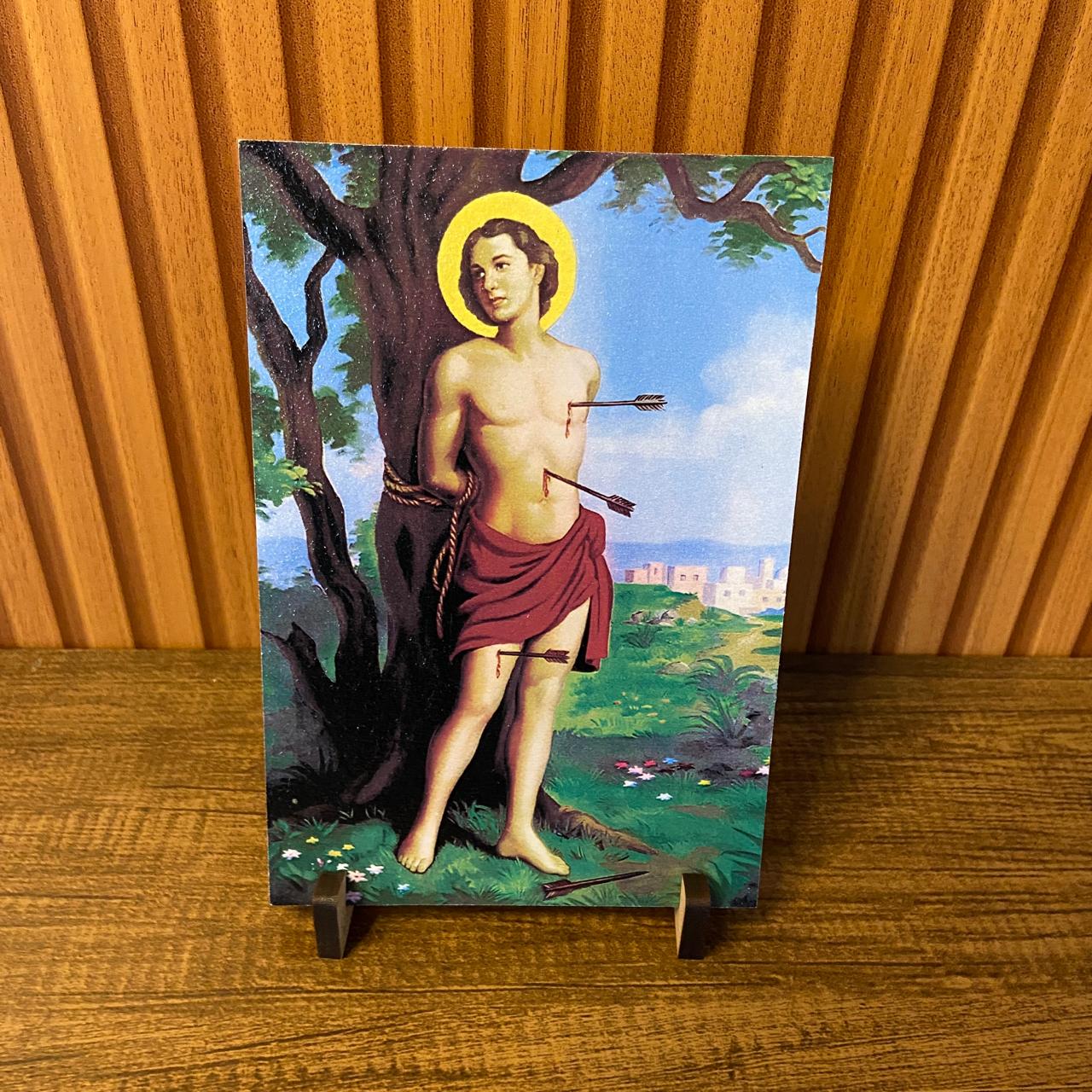 PLAQUINHA DE MESA MDF RESINADO SÃO SEBASTIÃO 19CM x 13CM  (1 UNIDADE)