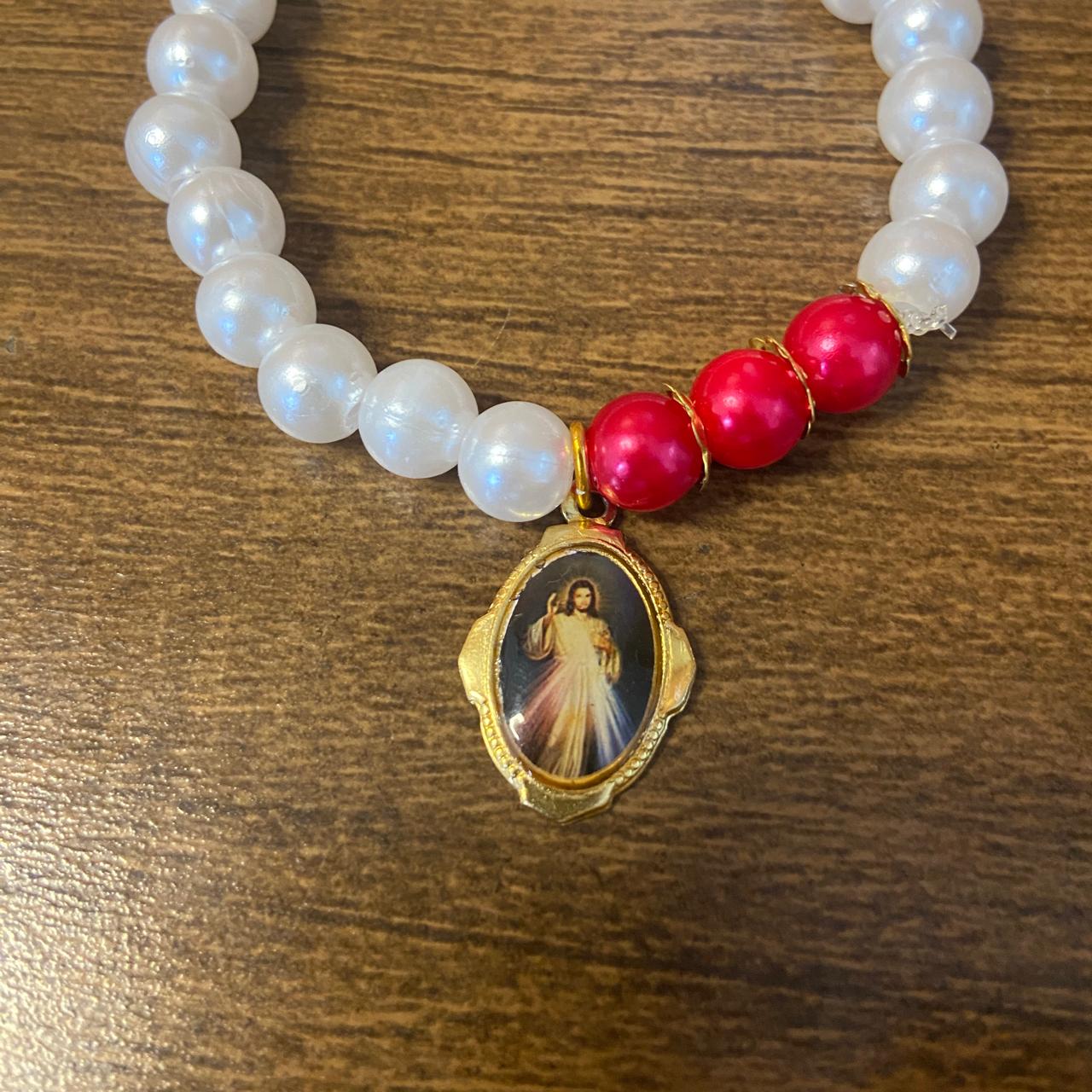 PULSEIRA PÉROLA JESUS MISERICORDIOSO  (01 UNIDADE)