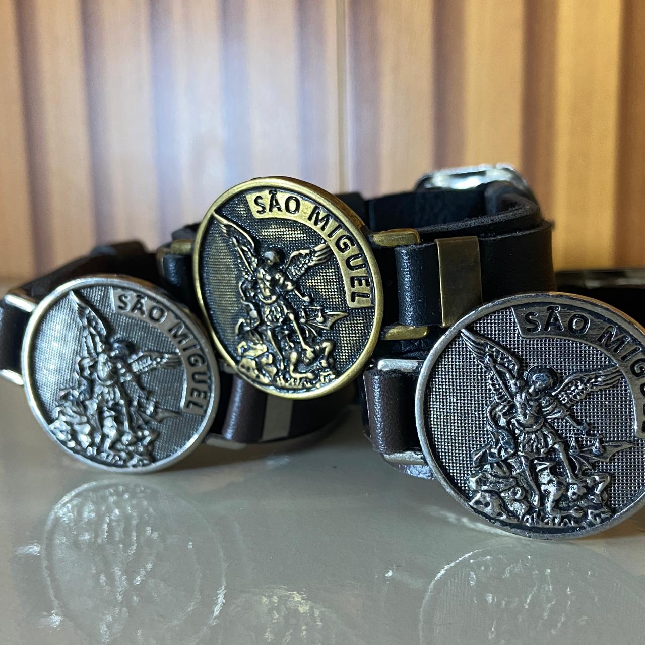 PULSEIRA COURO SÃO MIGUEL ARCANJO SORTIDOS (6 UNIDADES)