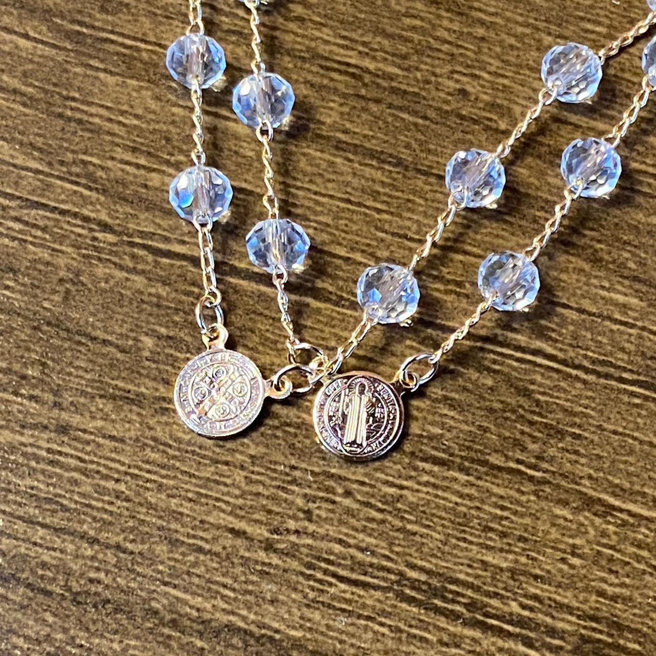 PULSEIRA ESCAPULÁRIO CRISTAL TRANSPARENTE MEDALHA SÃO BENTO  (3 UNIDADES)