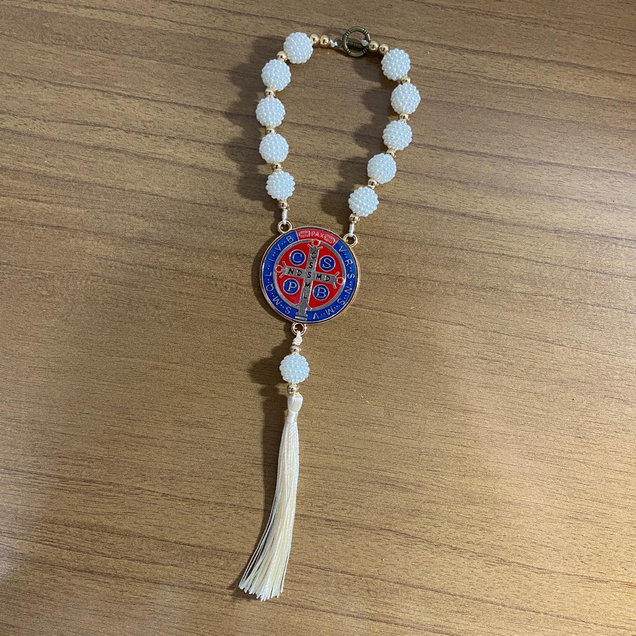 DEZENA PARA CARRO MEDALHA SÃO BENTO AMORA BRANCA 12MM (3 UNIDADES)